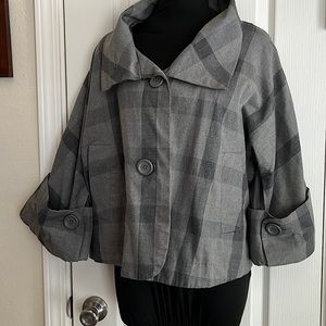 Ana cropped jacket.  Adjustable button sleeves.  Size S